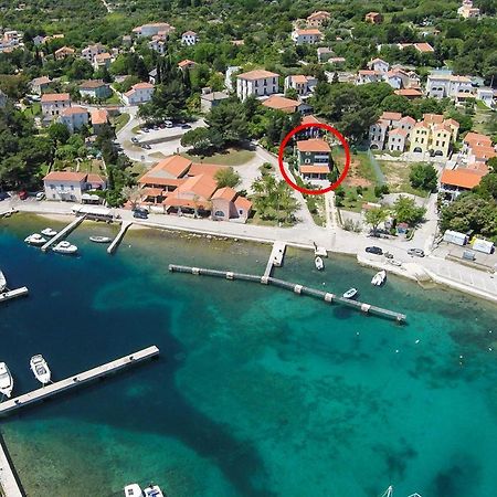 Apartments And Rooms By The Sea Nerezine, Losinj - 11815 Ngoại thất bức ảnh