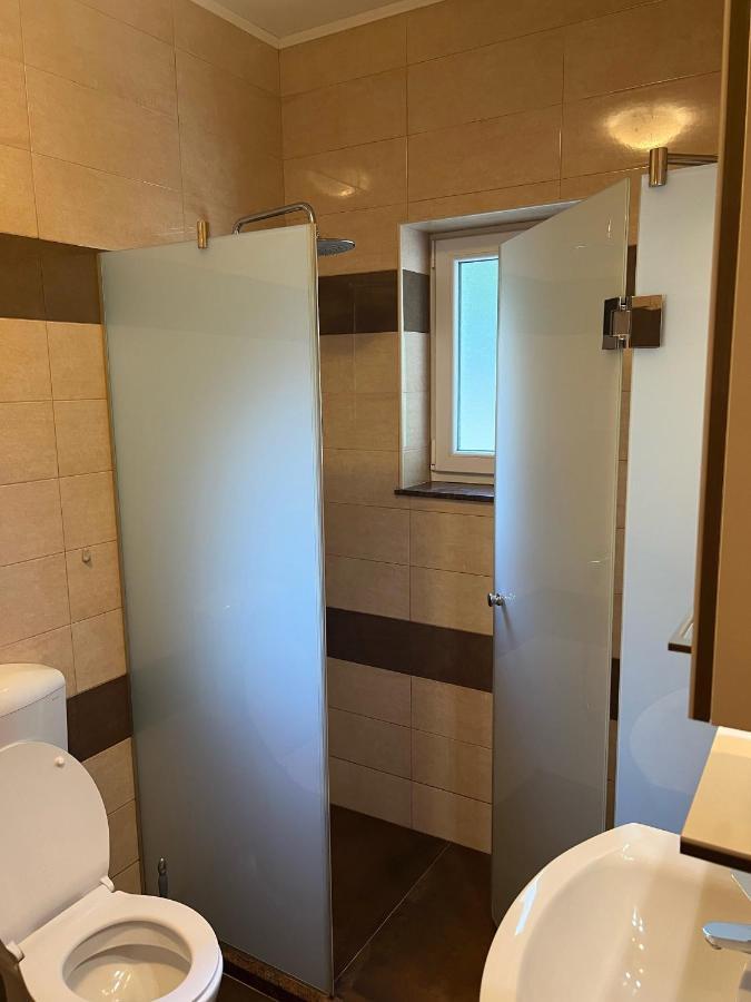 Apartments And Rooms By The Sea Nerezine, Losinj - 11815 Ngoại thất bức ảnh
